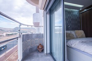 3 chambres, fer et planche à repasser, accès au Wi-Fi (inclus)