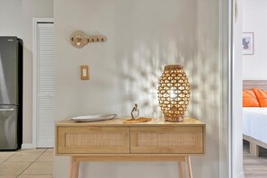 Interior - Remodeled Retreat: Tranquil Resort Oasis Near Theme Parks (Kissimmee)