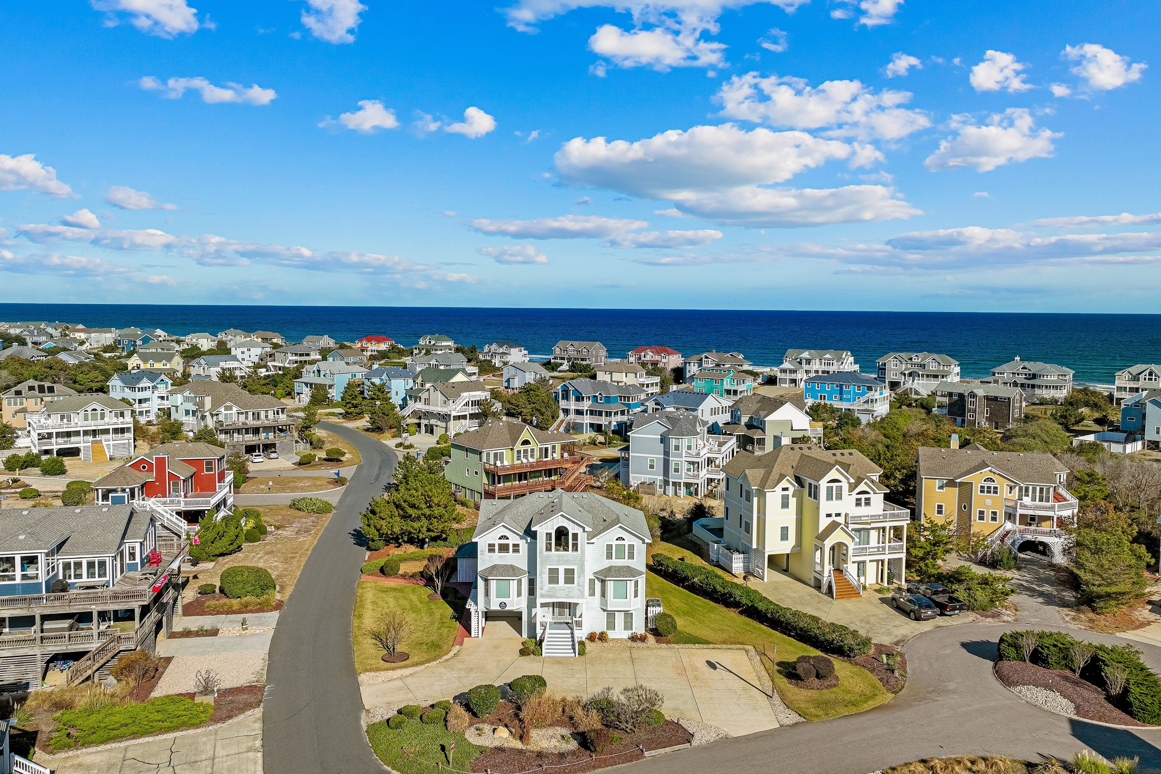 Dog-friendly home with private hot tub, seasonal pool & tennis/pickleball courts