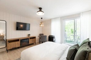 1 Schlafzimmer, Schreibtisch, WLAN, Bettwäsche