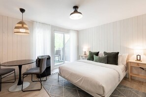 1 chambre, bureau, Wi-Fi, draps fournis