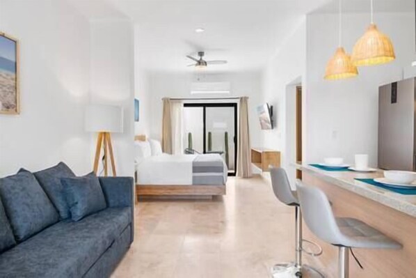 1 slaapkamer, een strijkplank/strijkijzer, reisbedje, wifi