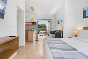 Fer et planche à repasser, lit parapluie, Wi-Fi, draps fournis