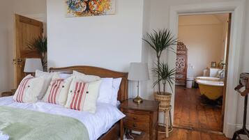 Cottage | 5 bedrooms, individually decorated, individually furnished, free WiFi