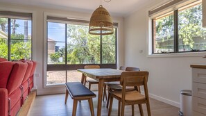 Dining - Surfway ---- Berrara (Berrara)