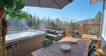 La Petite Ourse Cozy Getaway in Charlevoix Spa