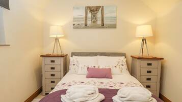 1 habitación, decoración personalizada y muebles diferentes