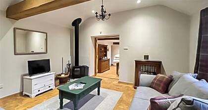 1 bedroom accommodation in Adversane, near Billingshurst