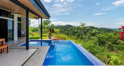 Pura Vida Paradise! Luxury Ocean View Oasis only 20 minutes from the beach.