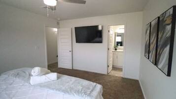 4 habitaciones, tabla de planchar con plancha y wifi gratis