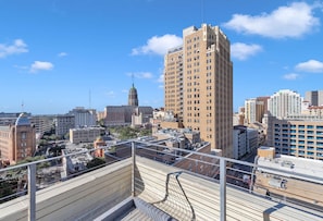 Penthouse Apartment | 阳台景观