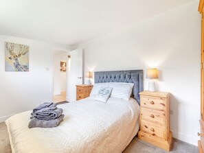 3 dormitorios, wifi gratis, ropa de cama