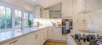 2 bedroom accommodation in Edenbridge