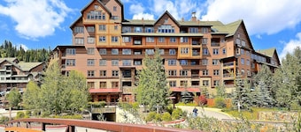 Ski In Ski Out | Zephyr Mountain Lodge 2219 | Hot Tub | Base Area