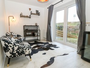 Living area - White Bull House (Amlwch)