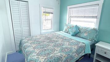 2 bedrooms, iron/ironing board, free WiFi, bed sheets