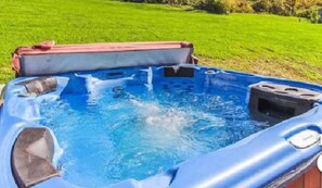室外 SPA 浴缸