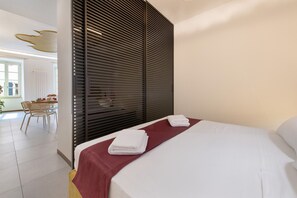 1 soverom, strykejern/-brett, wi-fi (inkludert) og sengetøy