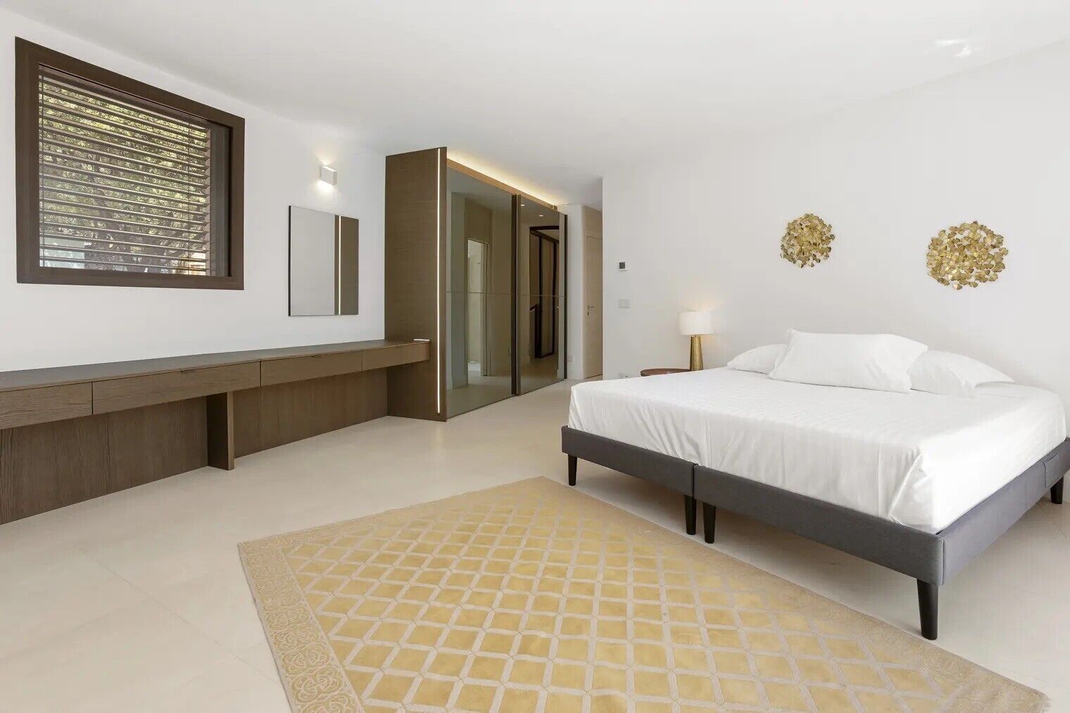 1 slaapkamer, een bureau, een strijkplank/strijkijzer, gratis wifi