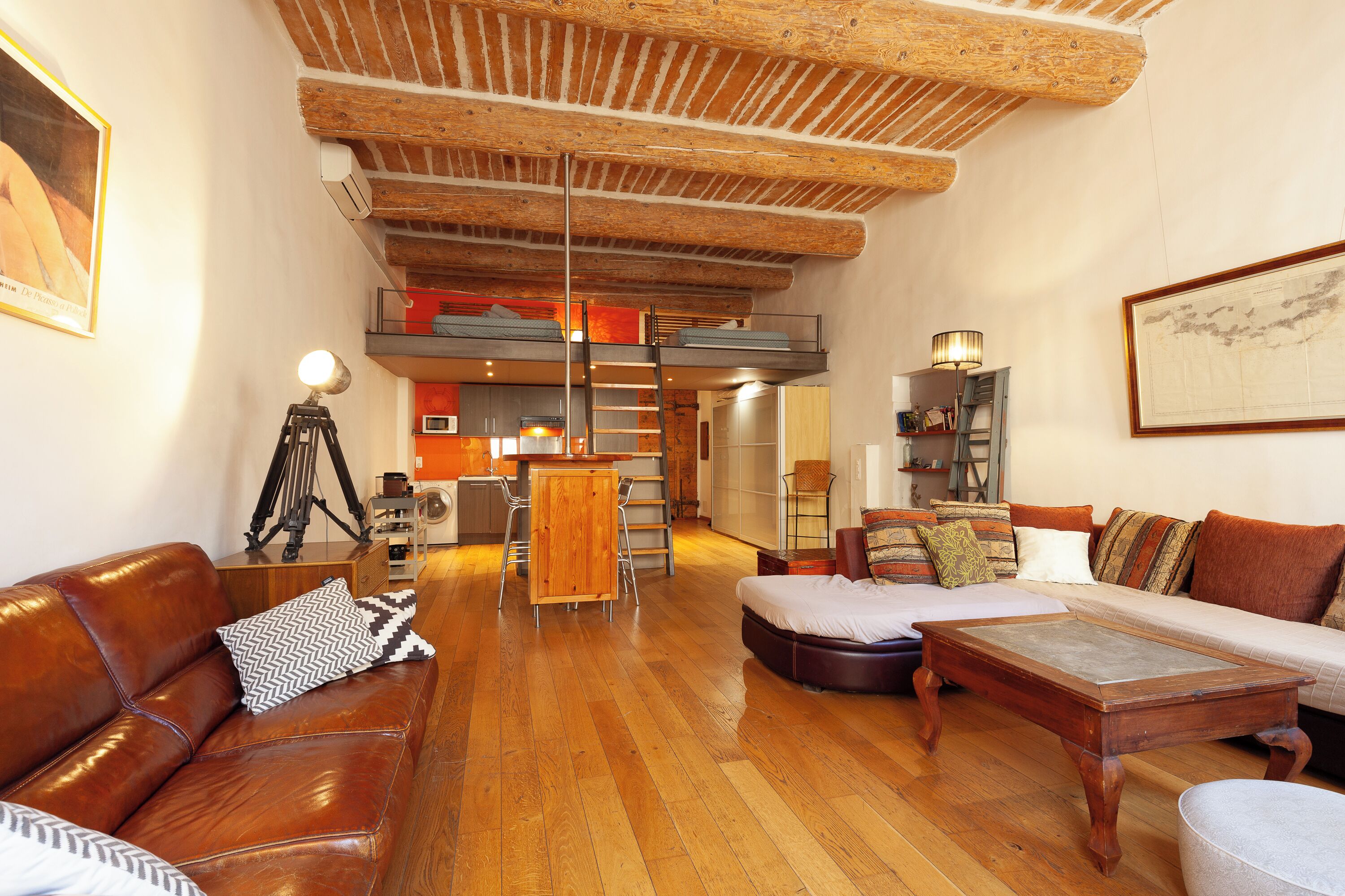 Televisión y estéreo 