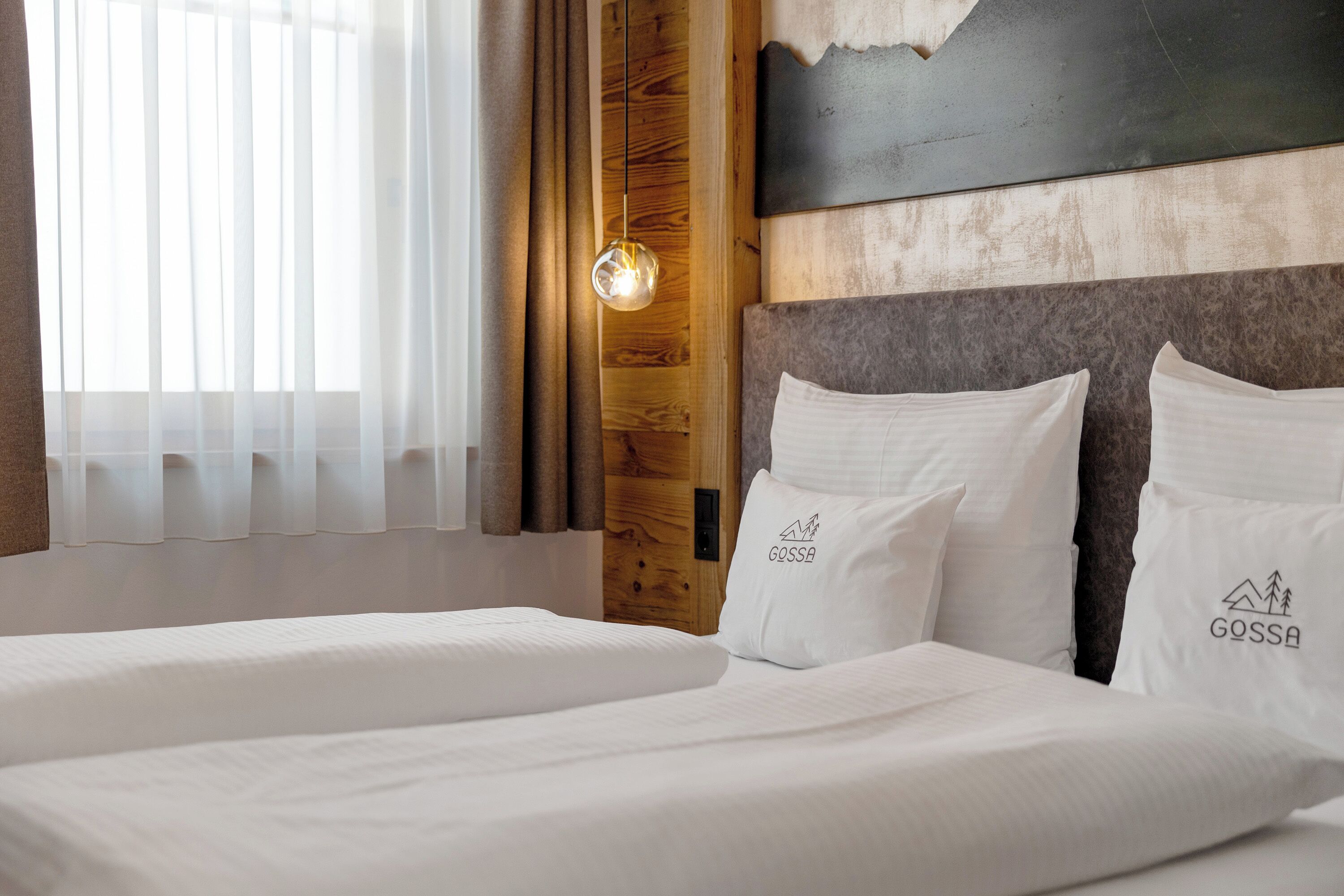 Free WiFi, bed sheets