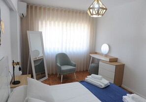 3 chambres, lit de bébé portatif, Wi-Fi, literie fournie