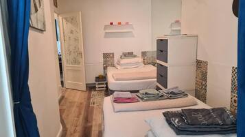 House | 1 bilik tidur, seterika/papan seterika, Wi-fi percuma, cadar katil