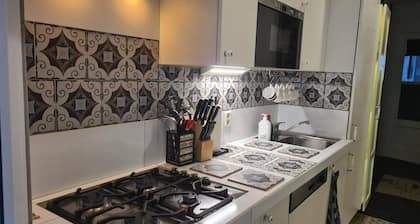Nice 2 Double Bed in Sunny House in Amsterdam West