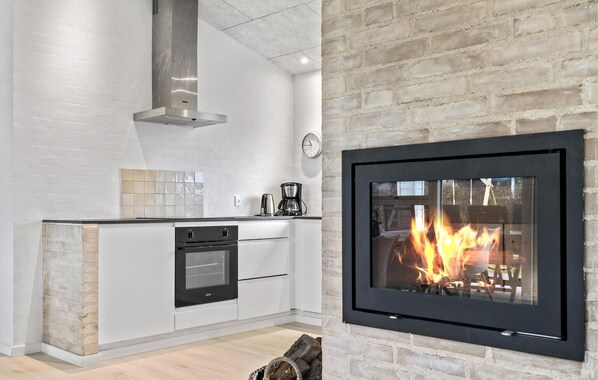 Kühlschrank, Ofen, Herdplatte, Geschirrspüler