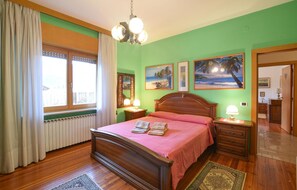 2 chambres, fer et planche à repasser, Wi-Fi gratuit