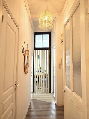 Interior - Heart of Old Nice,2 bedrooms, 5min from the sea,AC (Nice)