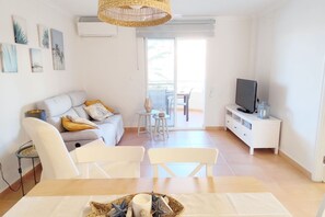 TV - Apartament Jardines de Denia I by DENIA COSTA (Dénia)