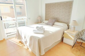 2 bedrooms, iron/ironing board, WiFi, bed sheets - Apartament Jardines de Denia I by DENIA COSTA (Dénia)