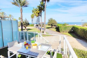 Outdoor dining - Apartament Mar de Denia by DENIA COSTA (Dénia)