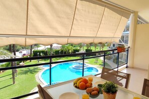 Outdoor dining - Appartment Sueño de Denia II by DENIA COSTA (Denia)
