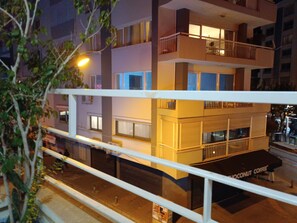 بديكورات فريدة لكل غرفة ومساحة عمل للكمبيوتر المحمول وواي فاي مجانًا