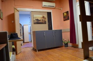 Individually decorated, laptop workspace, free WiFi, bed sheets