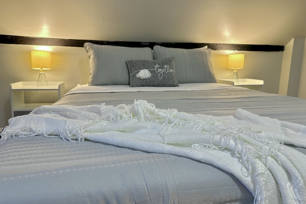 1 chambre, bureau, fer et planche à repasser, Wi-Fi gratuit