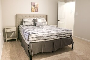 4 quartos, ferros/tábuas de passar roupa, Wi-Fi, roupa de cama