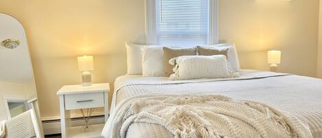 3 Schlafzimmer, Schreibtisch, Bügeleisen/Bügelbrett, kostenloses WLAN