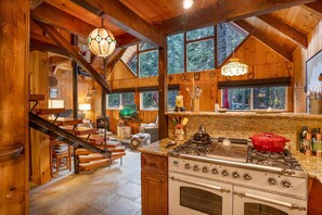 Cabin, Multiple Beds (The Willow House) | Private kitchen - The Willow House (Tahoe City)