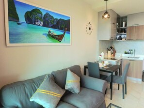 Apartamento, 1 quarto, acessível, sacada | Área de estar