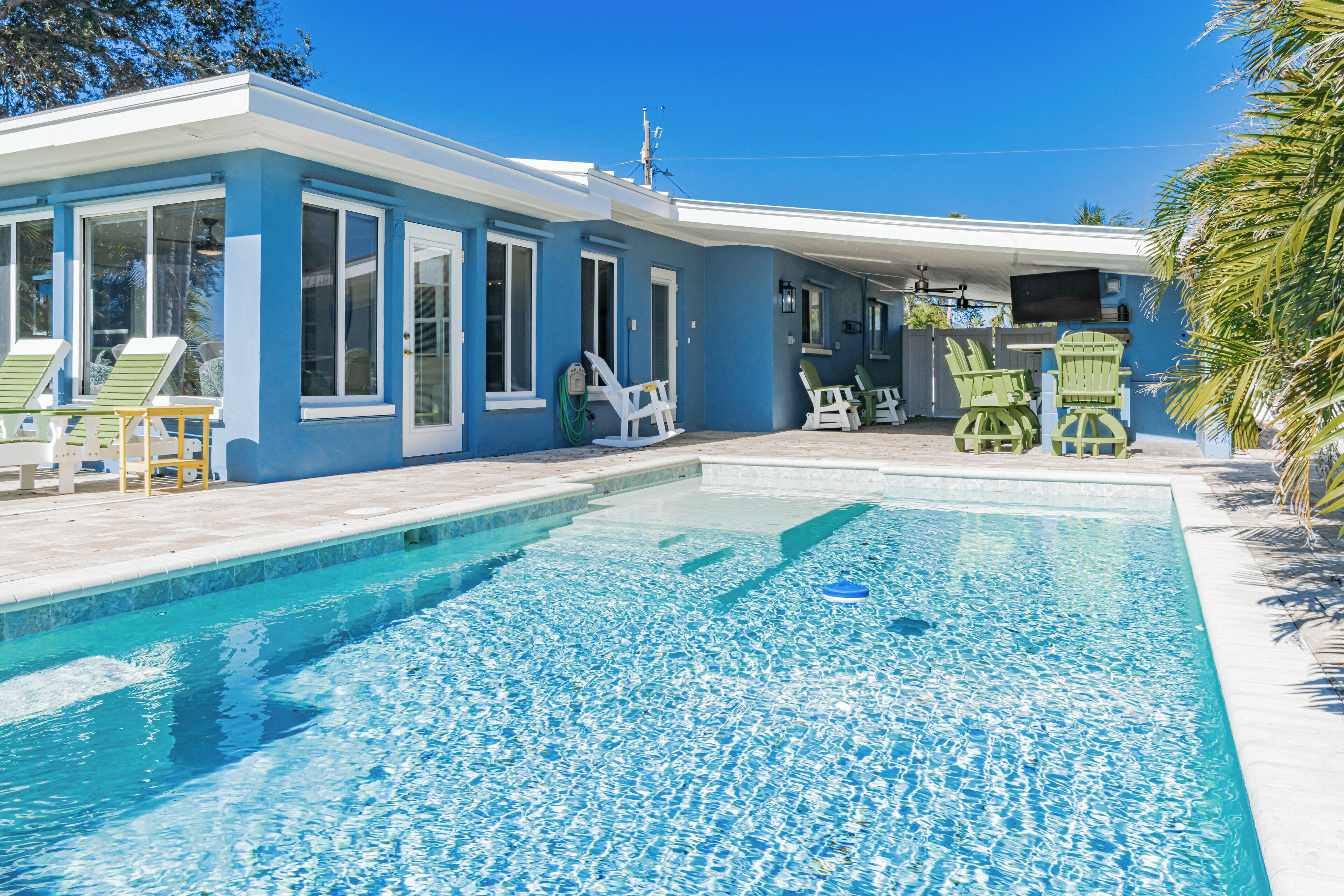 Et oppvarmet basseng