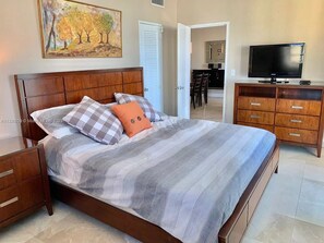 2 slaapkamers, reisbedje, gratis wifi, beddengoed