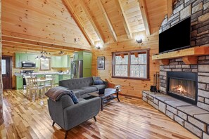 Televisie en een open haard