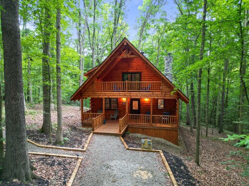 Blue Bird | Luxury Cabin in the Woods