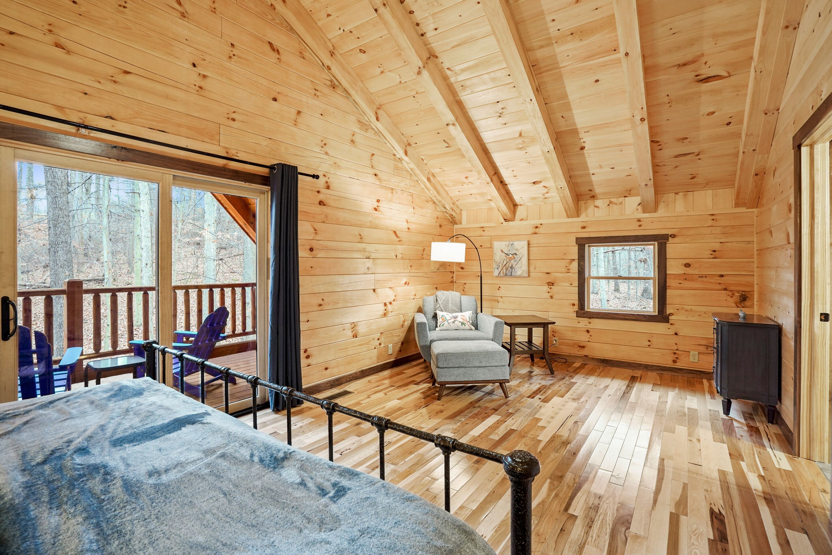2 bedrooms, WiFi (free), bed sheets