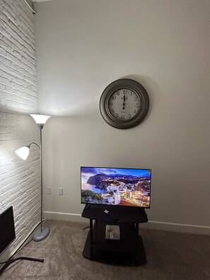 Interior - Charming Downtown Retreat, in Richmond, near VCU  (Richmond)