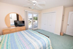 4 bedrooms, iron/ironing board, free WiFi, bed sheets - Oceanside, Community Pools, Community Tennis, 628,  Corolla Time (Corolla)
