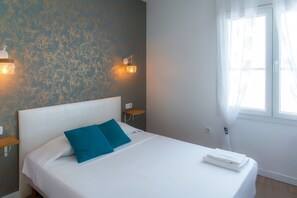 5 makuuhuonetta, ilmainen Wi-Fi, vuodevaatteet